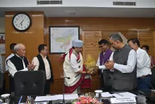 Union Minister, DoNER Sh. Jyotiraditya M. Scindia is being presented a basket of organic items from Meghalaya
