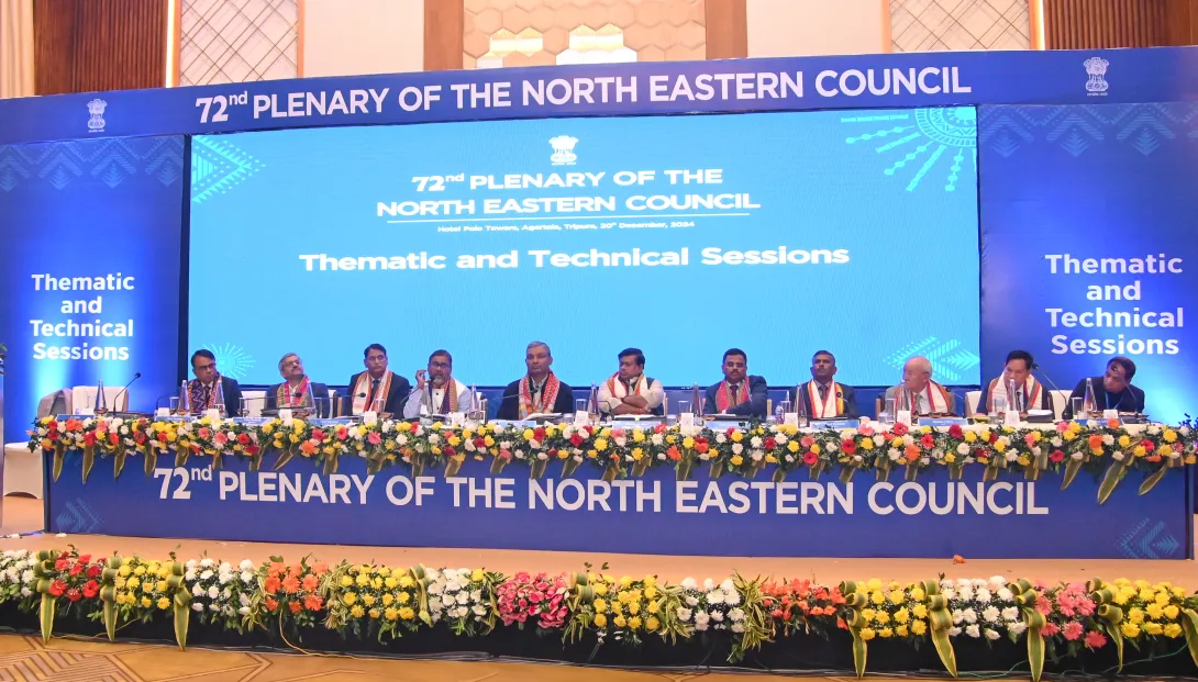 6. Secretaries of various Union Ministries and Members of NE